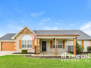 2108 Montgomery Ln, La Vergne, TN 37086