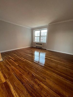 3rd image of 8645 Bay Pkwy #D3