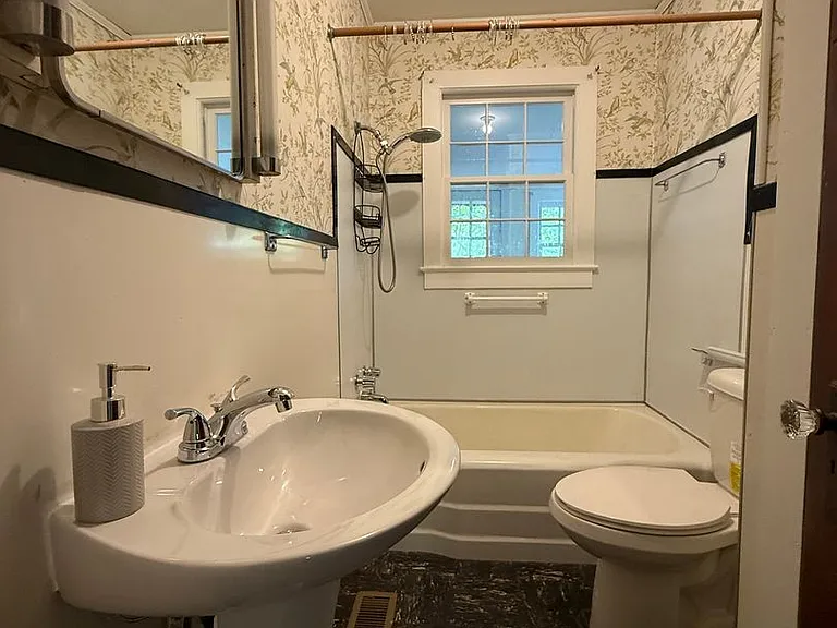 2109 Horne Town Rd — Photo 15