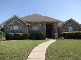 10705 Pineview Ln, Frisco, TX 75035