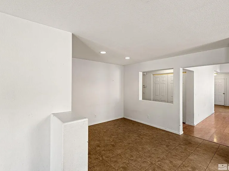 ding room