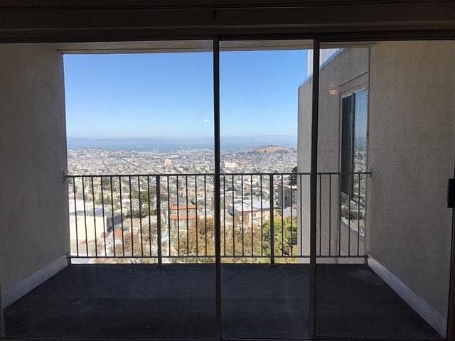 Balcony w/ VIEWS