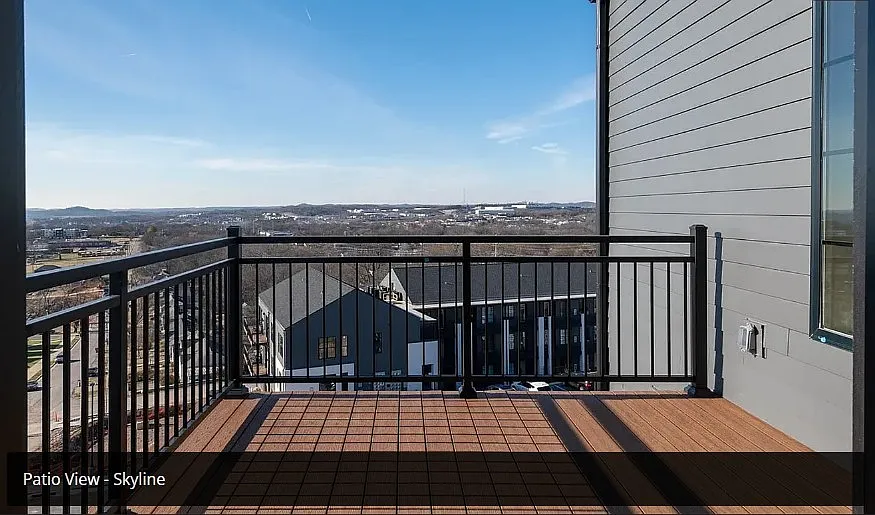 2 bed, 2.0 bath, 1240 sqft, $2,400 — Photo 3