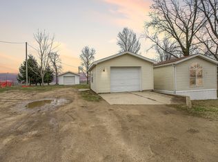 1202 Shawtown Rd, Burr Oak, MI 49030