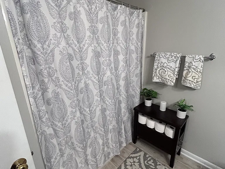 3924 Roebling Ln — Photo 7