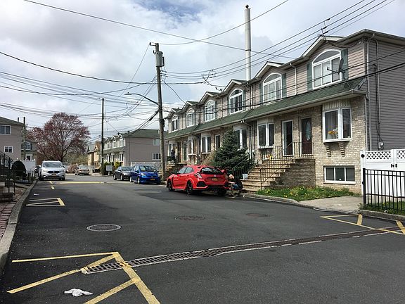 3rd image of 23 Lyceum Ct