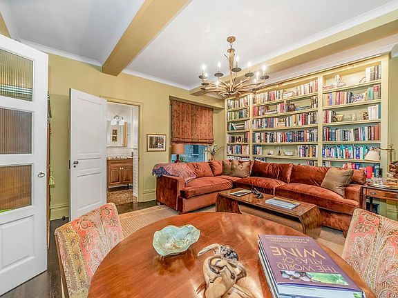 4th image of 15 W 81st St #3F