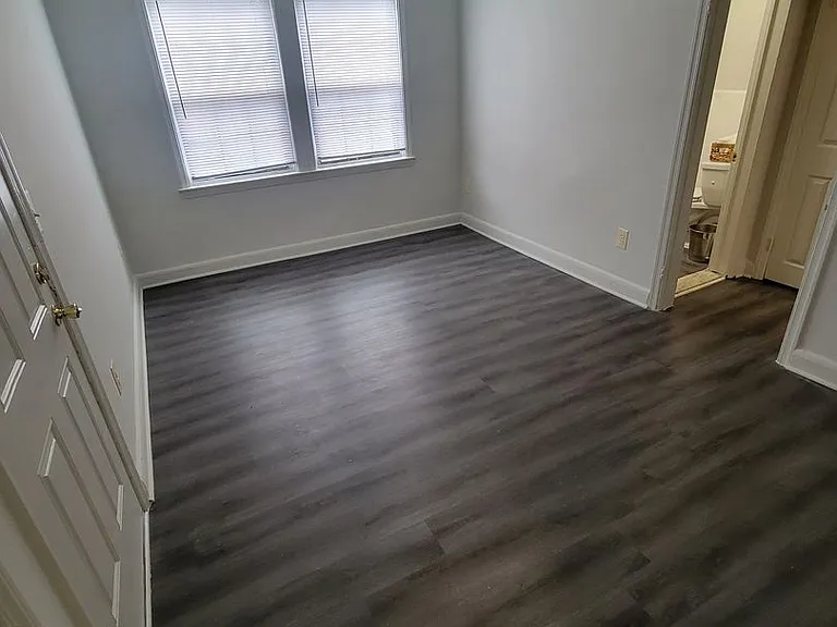 201 S Beechfield Ave — Photo 22