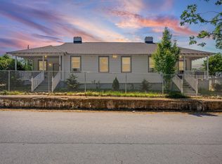 27 Smythe St, Belton, SC 29627
