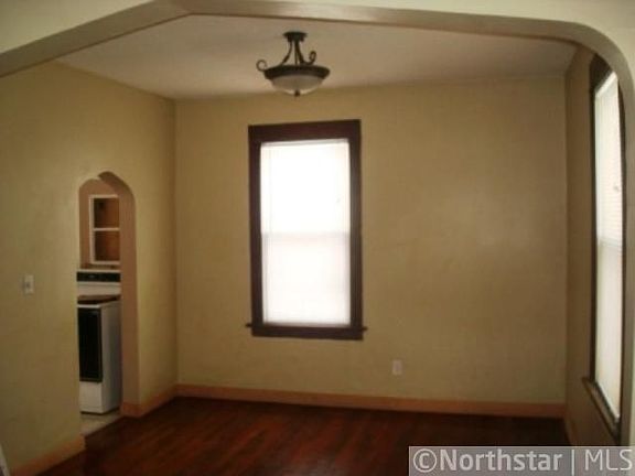 3rd image of 4404 29th Ave S
