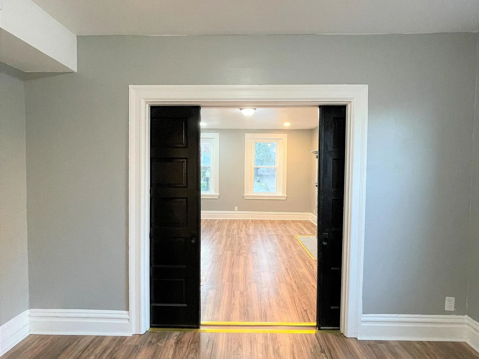 1 bed, 700 sqft, $1,350 — Photo 2