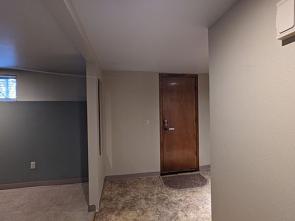 2nd image of 1006 NE Ravenna Blvd APT 2