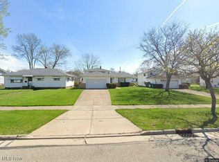 5975 Marra Dr, Bedford Heights, OH