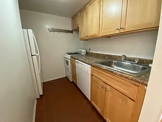 Rented by City Connections Realty