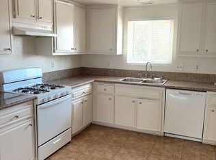 427 N San Gabriel Ave #4, Azusa, CA 91702