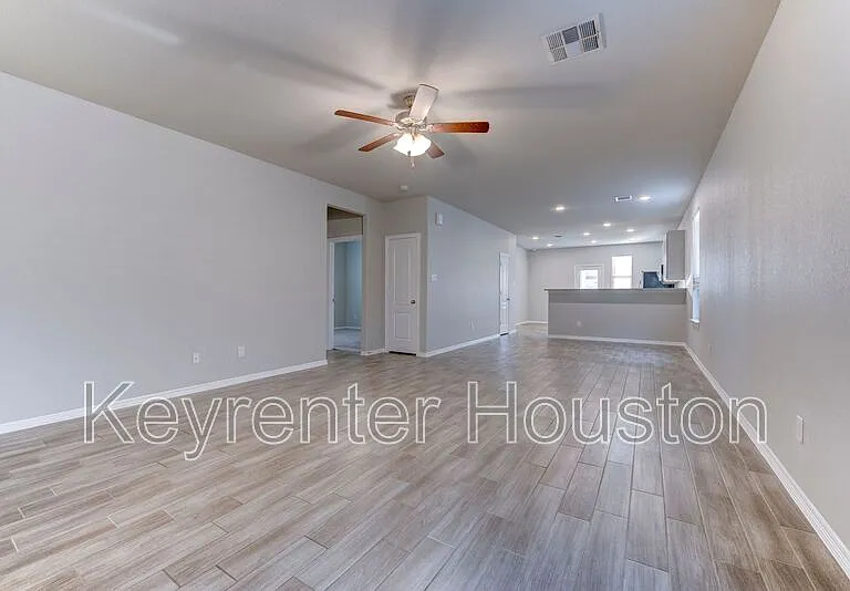 24803 Russet Bluff Trl — Photo 3