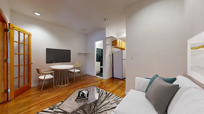 Rented by Bond New York | media 2