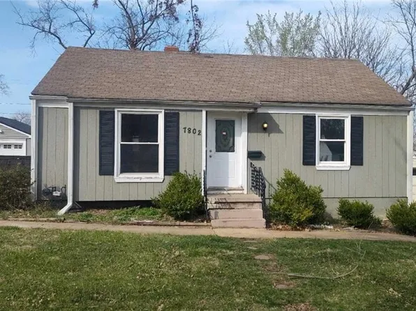 7802 E 49th St, Kansas City, MO 64129