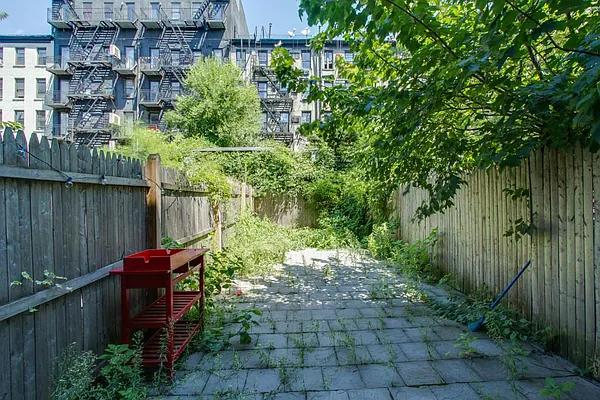 Rented by Centennial Properties NY | media 30