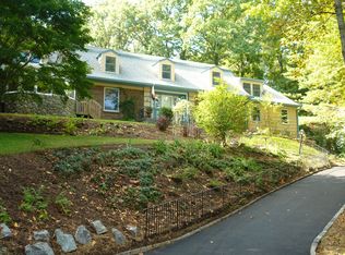 10 Dorchester Rd, Summit, NJ 07901