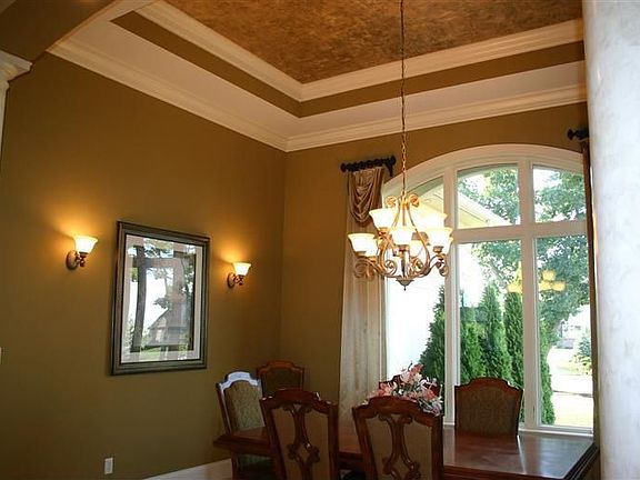 4th image of 1514 Ashbury Woods Dr
