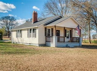 608 Belton Hwy, Easley, SC 29697