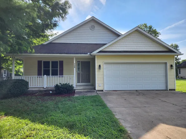 726 S 29th St, Terre Haute, IN 47803