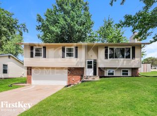 2 Novella Dr, Saint Peters, MO