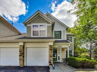 1092 Providence Ln, Buffalo Grove, IL 60089