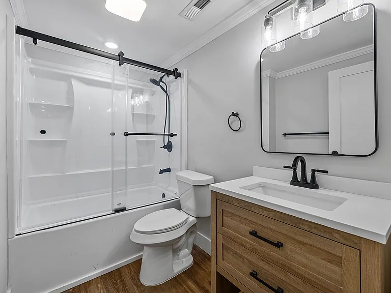 8 Amherst Ave #C — Photo 18