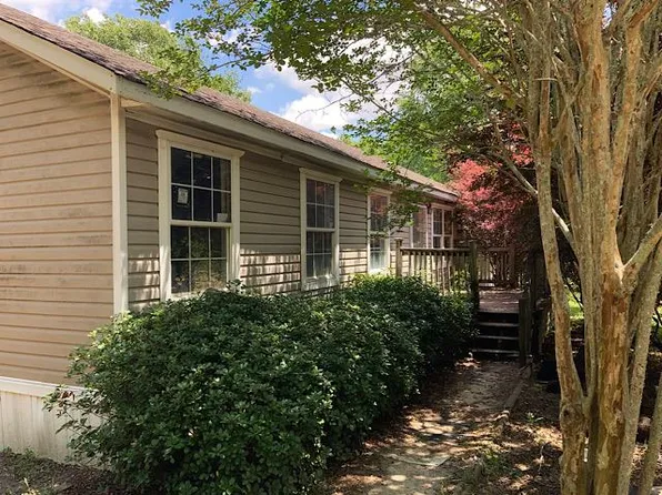 156 Tyler Ln, Doerun, GA 31744