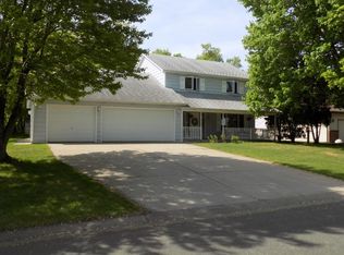 436 Ripley Ave, Saint Paul, MN 55117