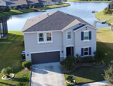 1st image of 1529 Angler Ave