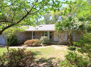 2697 Pine Ridge Dr, Lillian, AL 36549