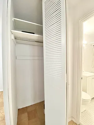 Rented by Bond New York | media 31