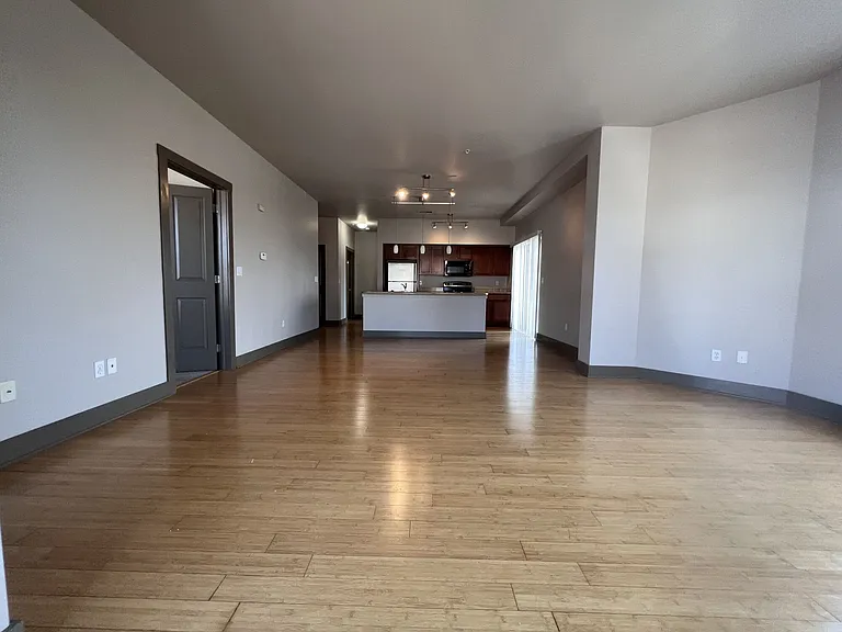 Stadium District Apartments — Photo 10