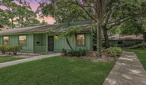 5080 Barrington Cir Photo 1