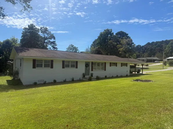 207 Danny Cir NE, Calhoun, GA 30701