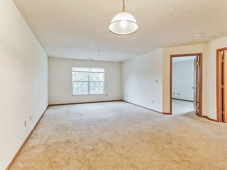 2 Bedroom, 2 Bath Bedroom