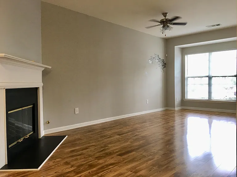 3284 Hidden Cove Cir — Photo 2