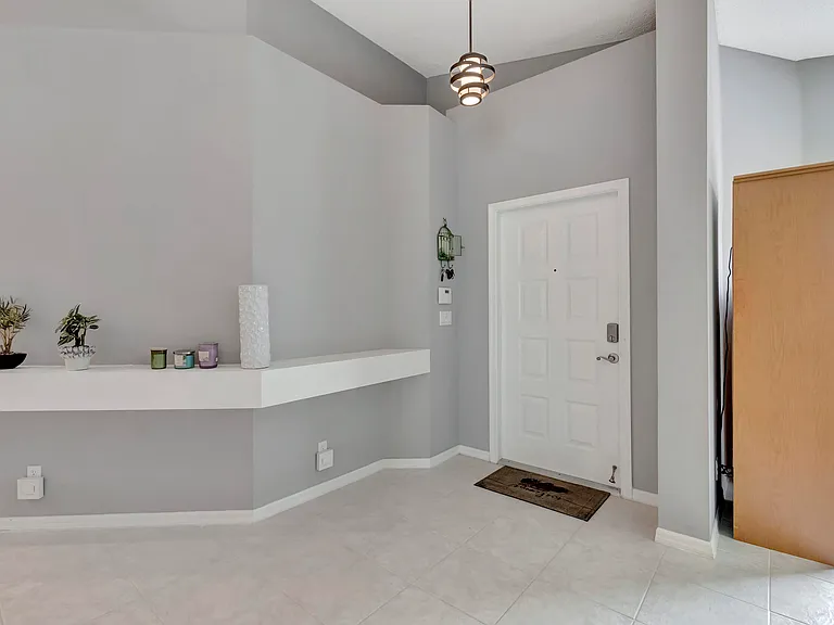6129 Heliconia Rd — Photo 7