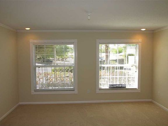 2nd image of 6029 Wedgewood Cir