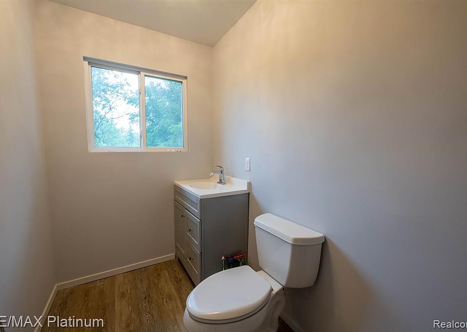 5080 Chilson Rd, Howell, MI 48843 Zillow