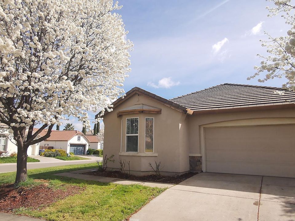 1st image of 5654 Tres Piezas Dr
