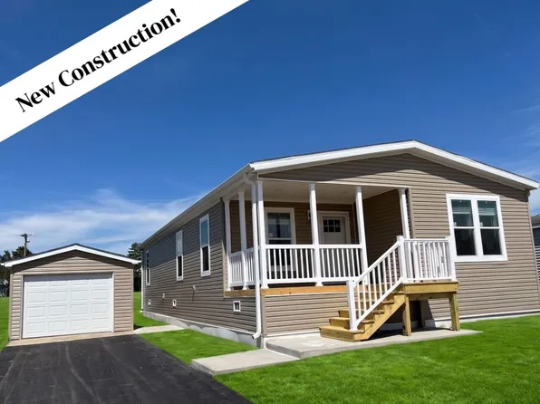 6 Swan Ln, Beecher, IL 60401