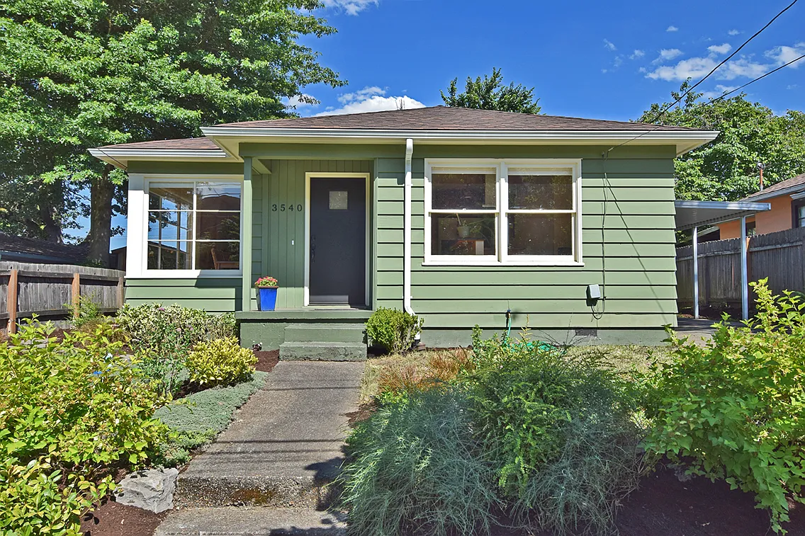 3540 SE 11th Ave photo 1