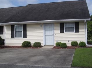 141 Winter Chase Ln, Brunswick, GA 31520