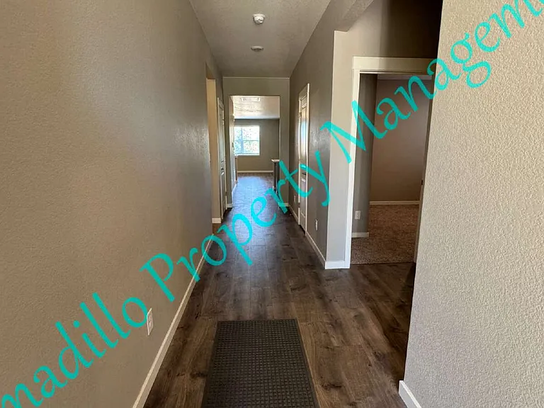 1902 Thundercloud Dr — Photo 3
