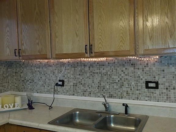 2nd image of 5917 S Loomis Blvd #1