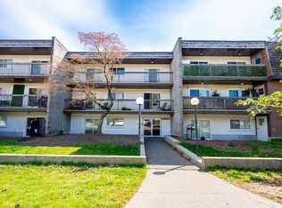 33850 Fern St #304, Abbotsford, BC V2S6C3
